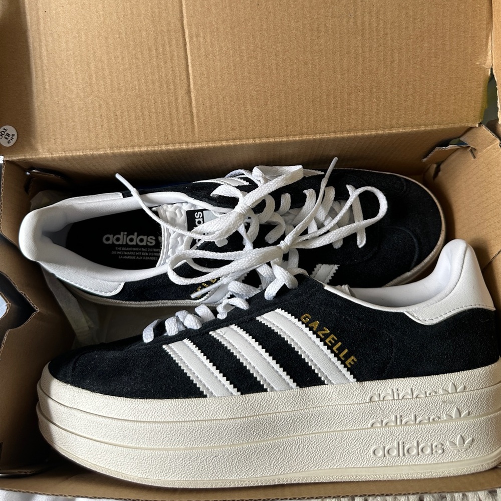 Black Adidas Gazelles